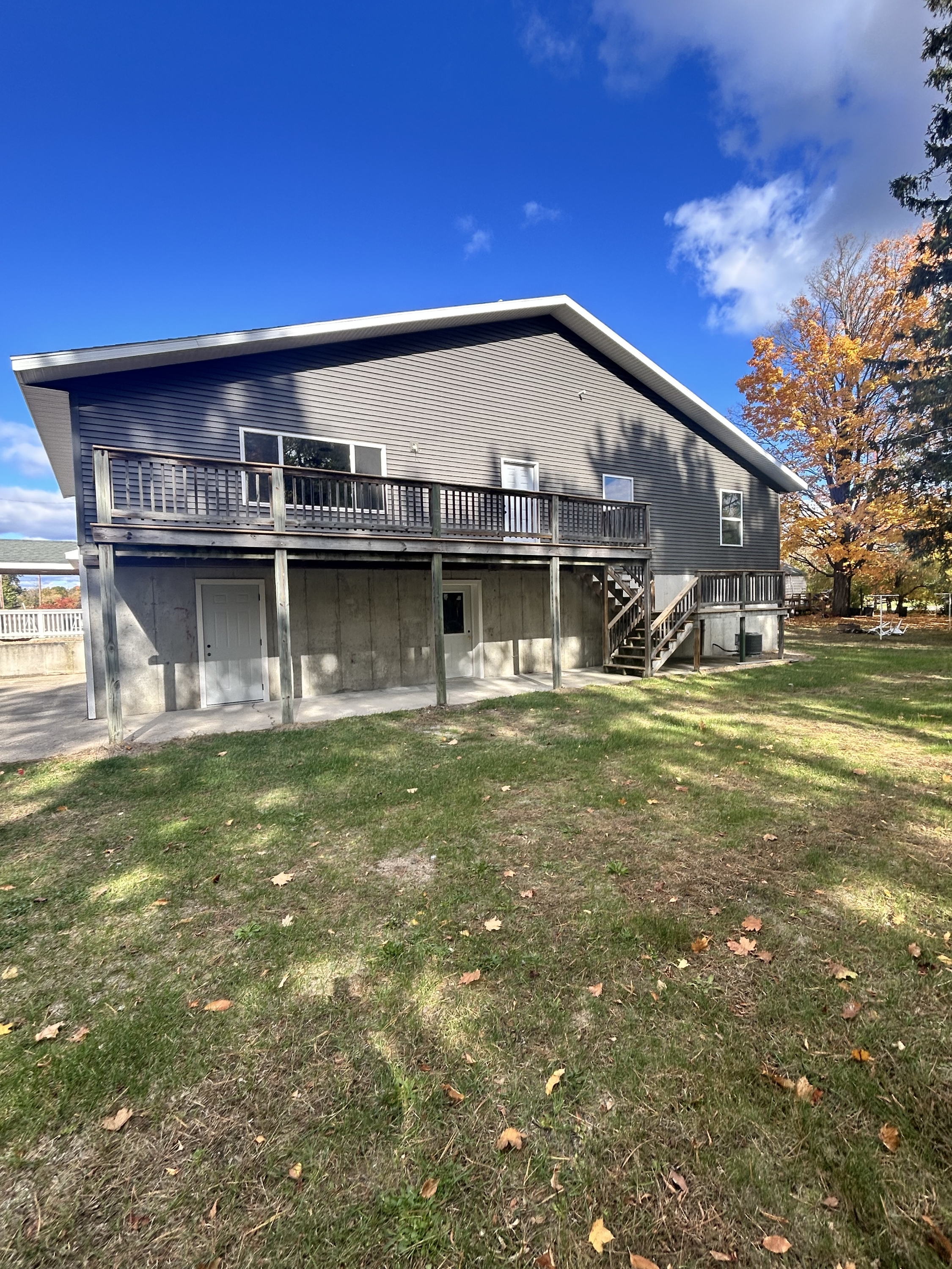 216 Wilcox Parkway - 6